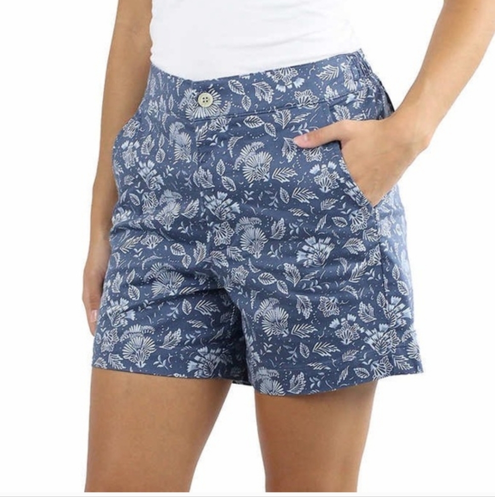 NWT Jachs Girlfriend Womens Printed Chino Shorts - Blue Floral M - Picture 2 of 4